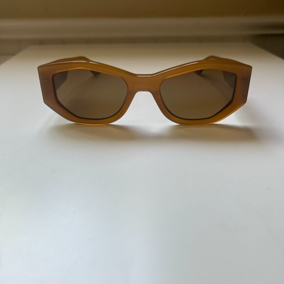 DIFF  Zoe Angular Sunglasses | Brown Frame | Polarized UV400 Brown Lenses | NEW - Picture 2 of 10